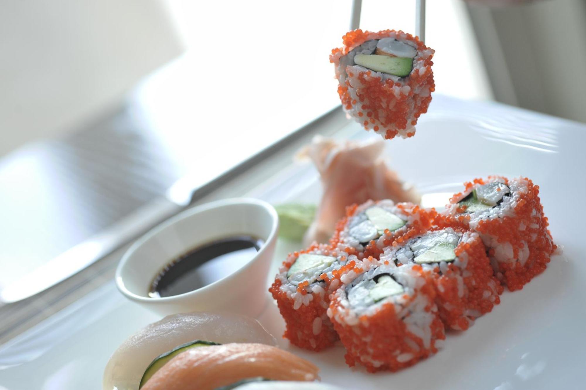 스플렌디드 컨퍼런스&스파 리조트 부드바 외부 사진 California roll